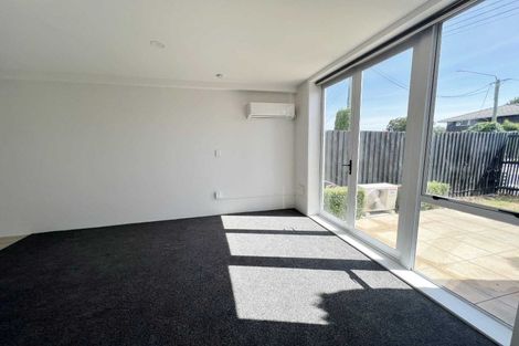 Photo of property in 2/35 Craven Street, Sockburn, Christchurch, 8042