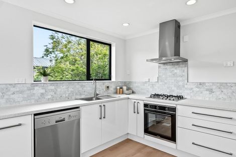 Photo of property in 54 Norana Road, Timberlea, Upper Hutt, 5018