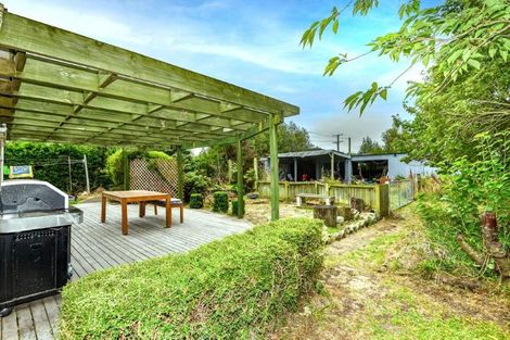 Photo of property in 13 Cliff Street, Coalgate, 7673