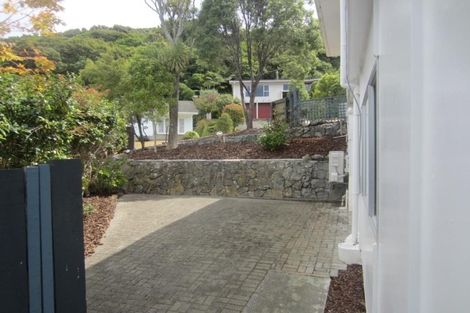 Photo of property in 3 Saint Hildas Glade, Tawa, Wellington, 5028