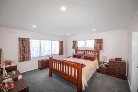 Photo of property in 7 Amesbury Drive, Churton Park, Wellington, 6037