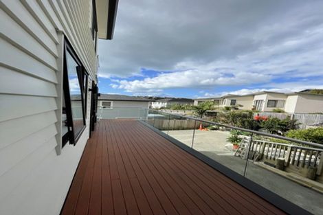 Photo of property in 9 Para Close, Fairview Heights, Auckland, 0632