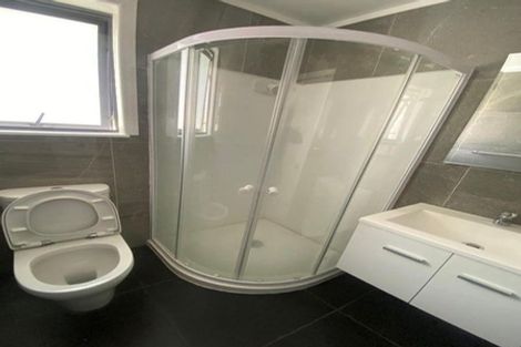 Photo of property in 65 Kelman Road, Kelston, Auckland, 0602