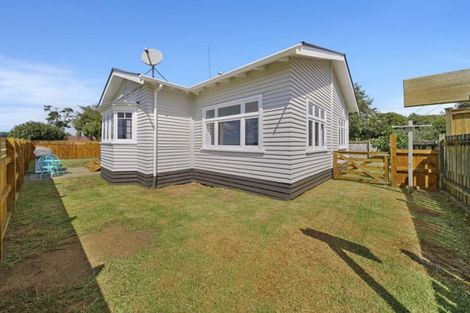 Photo of property in 121g George Street, Tuakau, 2121