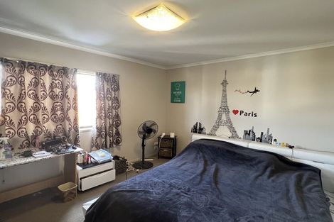 Photo of property in St Claire Village, 202/172 Mcleod Road, Te Atatu South, Auckland, 0610