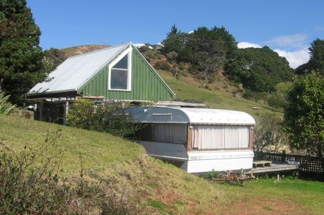 Photo of property in 10 Seavill Park Road, Kuaotunu West, Whitianga, 3592