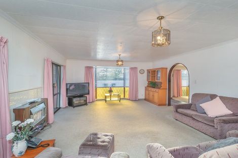 Photo of property in 70a Highbury Drive, Levin, 5510