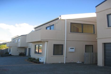 Photo of property in 25a Derry Hill, Churton Park, Wellington, 6037