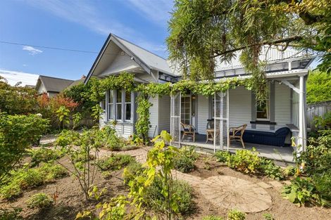 Photo of property in 10 Weston Road, St Albans, Christchurch, 8052