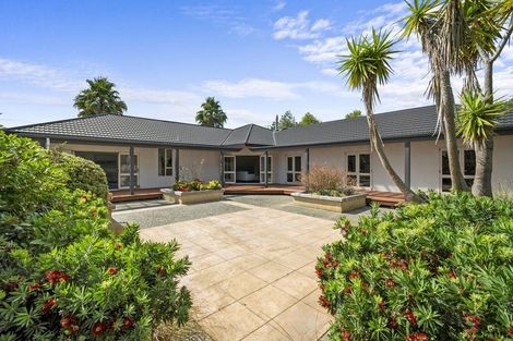 Photo of property in 110 Polson Hill Drive, Aokautere, Palmerston North, 4471