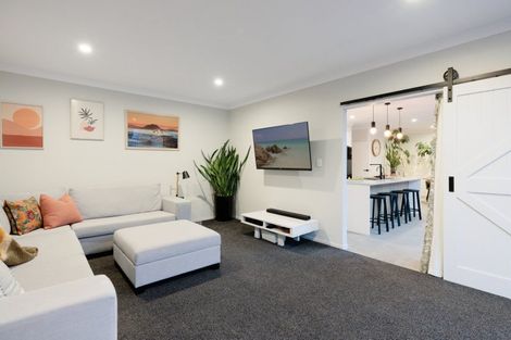 Photo of property in 20 Penetaka Heights, Pyes Pa, Tauranga, 3112