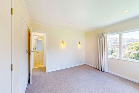 Photo of property in 12 Delhi Crescent, Khandallah, Wellington, 6035