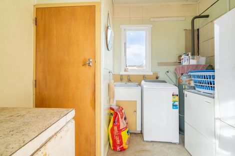 Photo of property in 63 Broughton Street, Gore, 9710