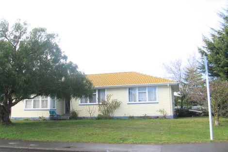 Photo of property in 2 Bristol Crescent, Flaxmere, Hastings, 4120