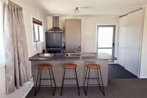 Photo of property in 30a Gledstane Road, Stanmore Bay, Whangaparaoa, 0932