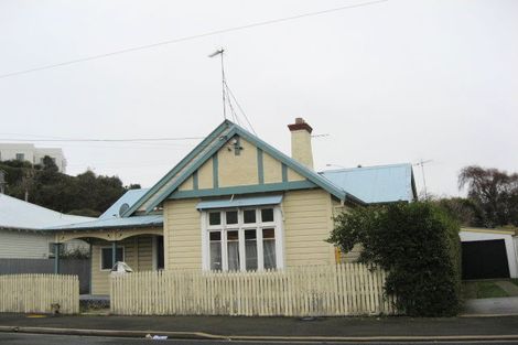 Photo of property in 5a Royal Crescent, Saint Kilda, Dunedin, 9012