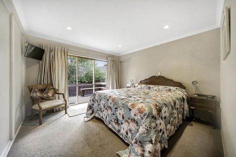 Photo of property in 55 Ray Small Drive, Pahurehure, Papakura, 2113