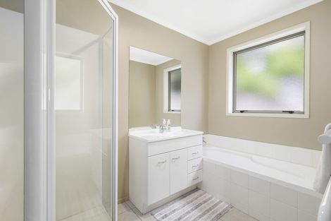 Photo of property in 43 Cate Road, Rototuna North, Hamilton, 3210