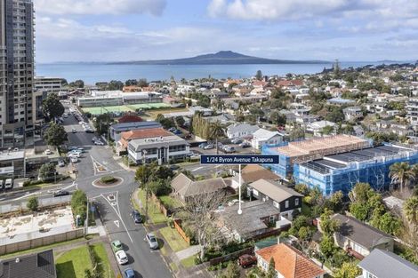 Photo of property in 1/24 Byron Avenue, Takapuna, Auckland, 0622