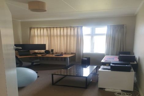 Photo of property in 275 Grey Street, Palmerston North, 4414