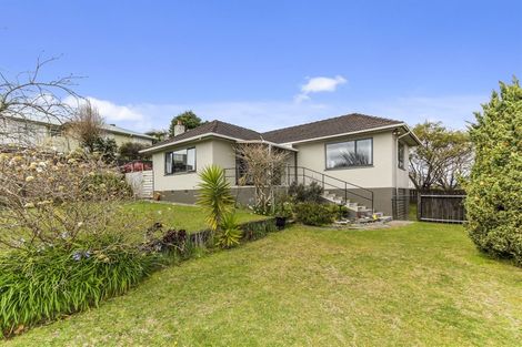 Photo of property in 3 Stuart Place, Blagdon, New Plymouth, 4310