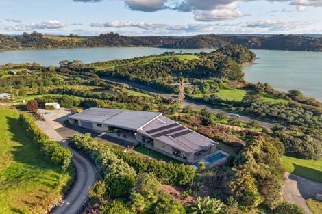 Photo of property in 35b Te Akau Drive, Russell, 0272