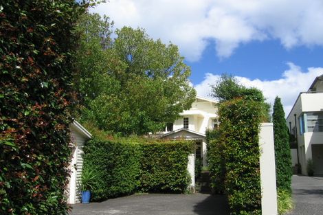 Photo of property in 57a Stanley Point Road, Stanley Point, Auckland, 0624