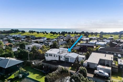 Photo of property in 27 Fitzroy Road, Fitzroy, New Plymouth, 4312