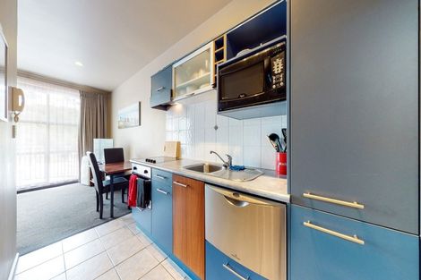 Photo of property in Atrium Towers, 5p/154 The Terrace, Wellington Central, Wellington, 6011