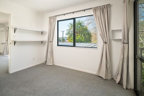 Photo of property in 5a Cornwall Street, Picton, 7220