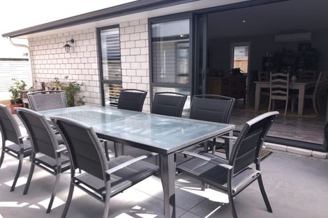 Photo of property in 8 Saint Thomas Avenue, Pyes Pa, Tauranga, 3112