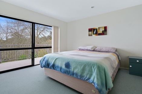 Photo of property in 3/90 Albany Highway, Greenhithe, Auckland, 0632