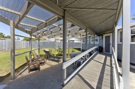 Photo of property in 42 Robinson Crescent, Westbrook, Palmerston North, 4412