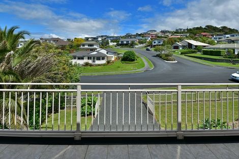 Photo of property in 11 Ambassador Glade, Orewa, 0931