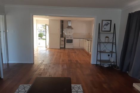 Photo of property in 9 King Street, Carterton, 5713