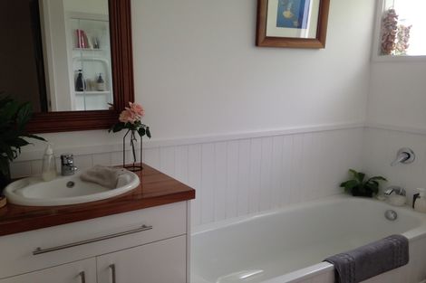 Photo of property in 3/2 Chilton Place, Howick, Auckland, 2014