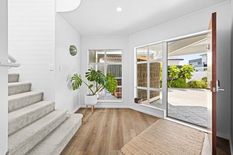 Photo of property in 5 Gardiner Street, Westshore, Napier, 4110