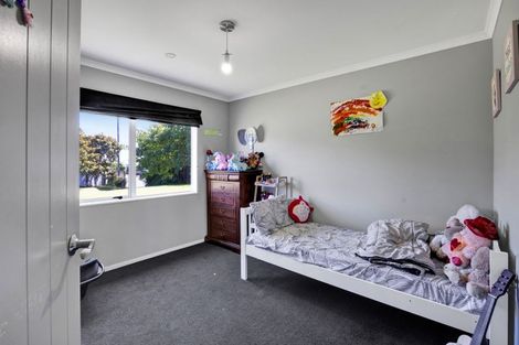 Photo of property in 18 Fox Street, Okato, 4335