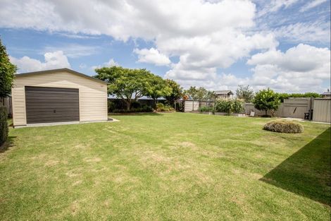 Photo of property in 13 Benner Drive, Ngatea, 3503