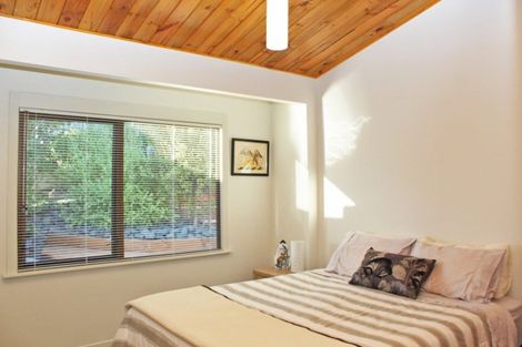 Photo of property in 3 Pine Grove, Tairua, 3508