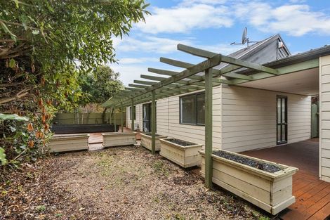 Photo of property in 2/9 Braemar Place, Avonside, Christchurch, 8061