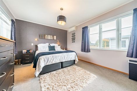 Photo of property in 42 Porutu Street, Fairfield, Lower Hutt, 5011