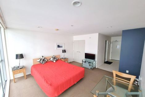 Photo of property in Terrace Heights Apartments, 2/163p The Terrace, Wellington Central, Wellington, 6011