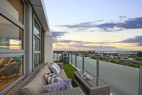 Photo of property in Maison Apartments, 503/16 Huron Street, Takapuna, Auckland, 0622