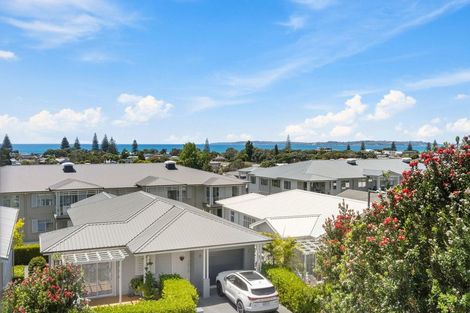 Photo of property in 17 Landmark Terrace, Orewa, 0931