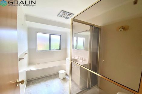 Photo of property in 3/332 West Coast Road, Glen Eden, Auckland, 0602