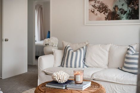 Photo of property in 3/83 Centreway Road, Orewa, 0931