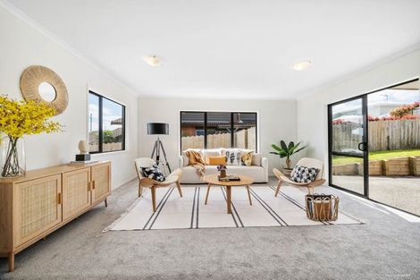 Photo of property in 5 Barnacle Rise, Red Beach, 0932