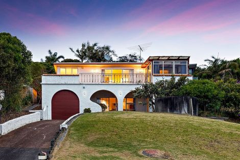 Photo of property in 70 Duncansby Road, Stanmore Bay, Whangaparaoa, 0932