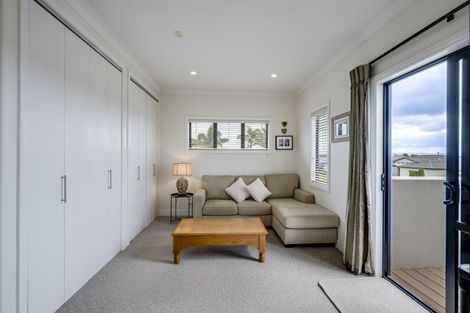 Photo of property in 15 Hunter Drive, Awatoto, Napier, 4110